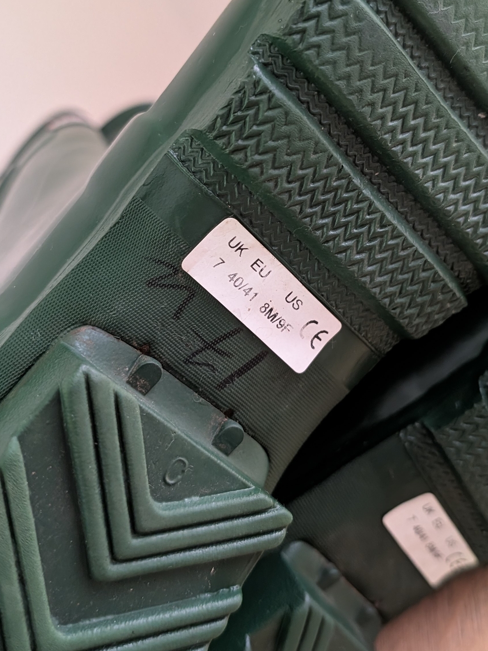 Hunter Original Rubber Shiny Mid-Calf Rain Boots In Forest Green - 9 - Picture 10 of 12